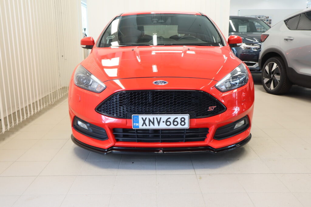 Ford Focus, image 2