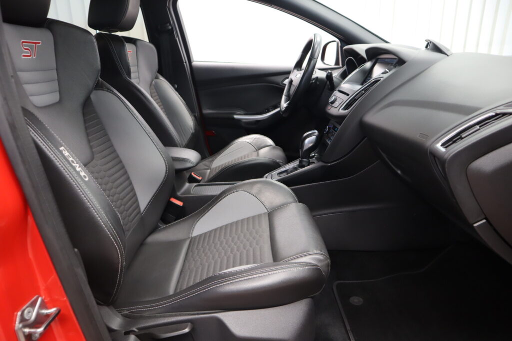 Ford Focus, image 9