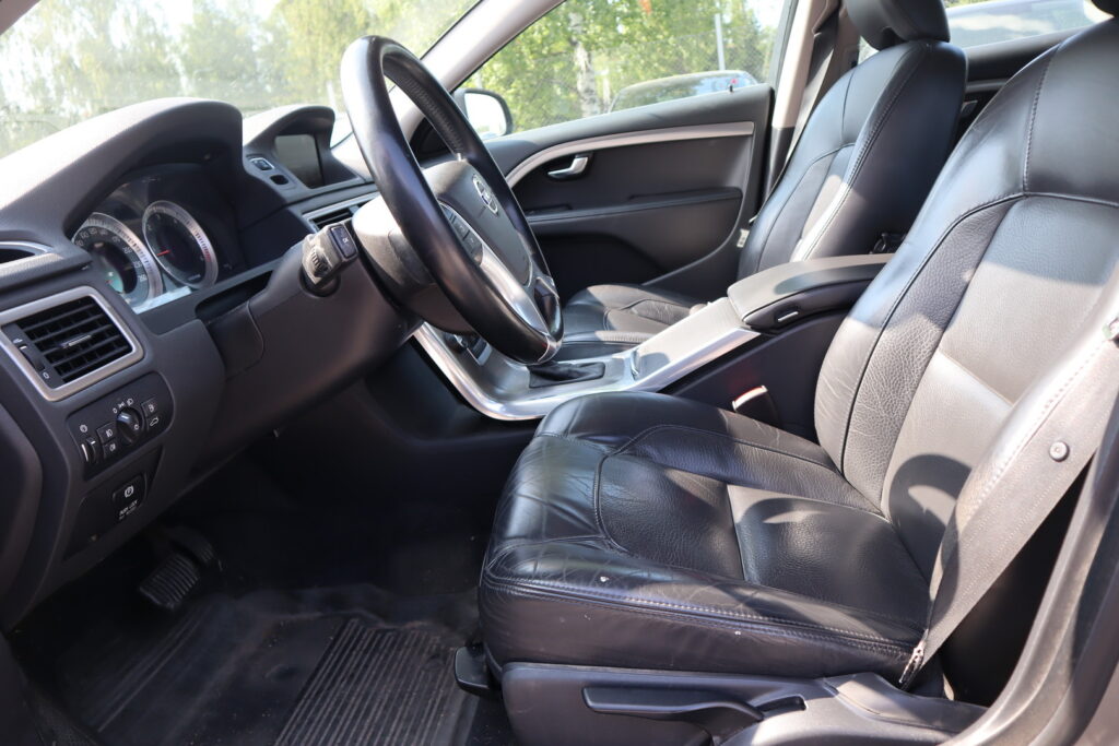 Volvo V70, image 7