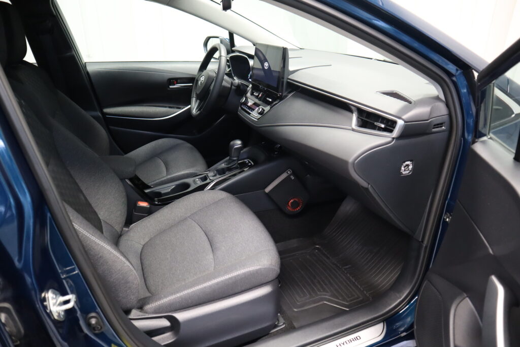 Toyota Corolla, image 13