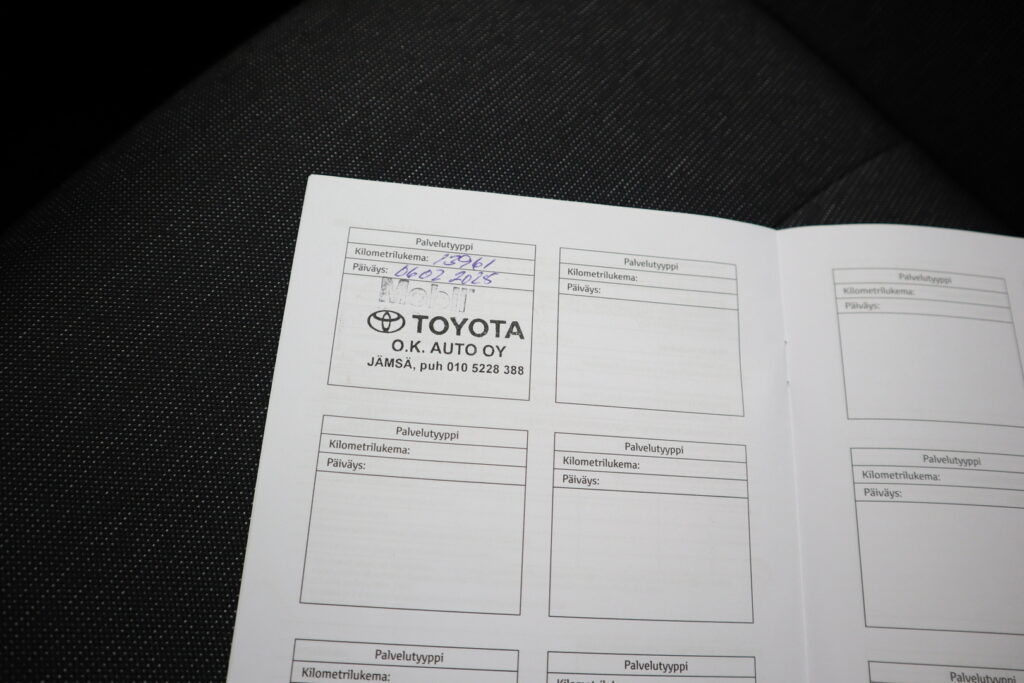 Toyota Corolla, image 16