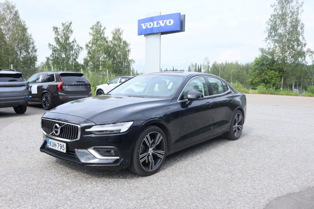 Volvo S60, image 1