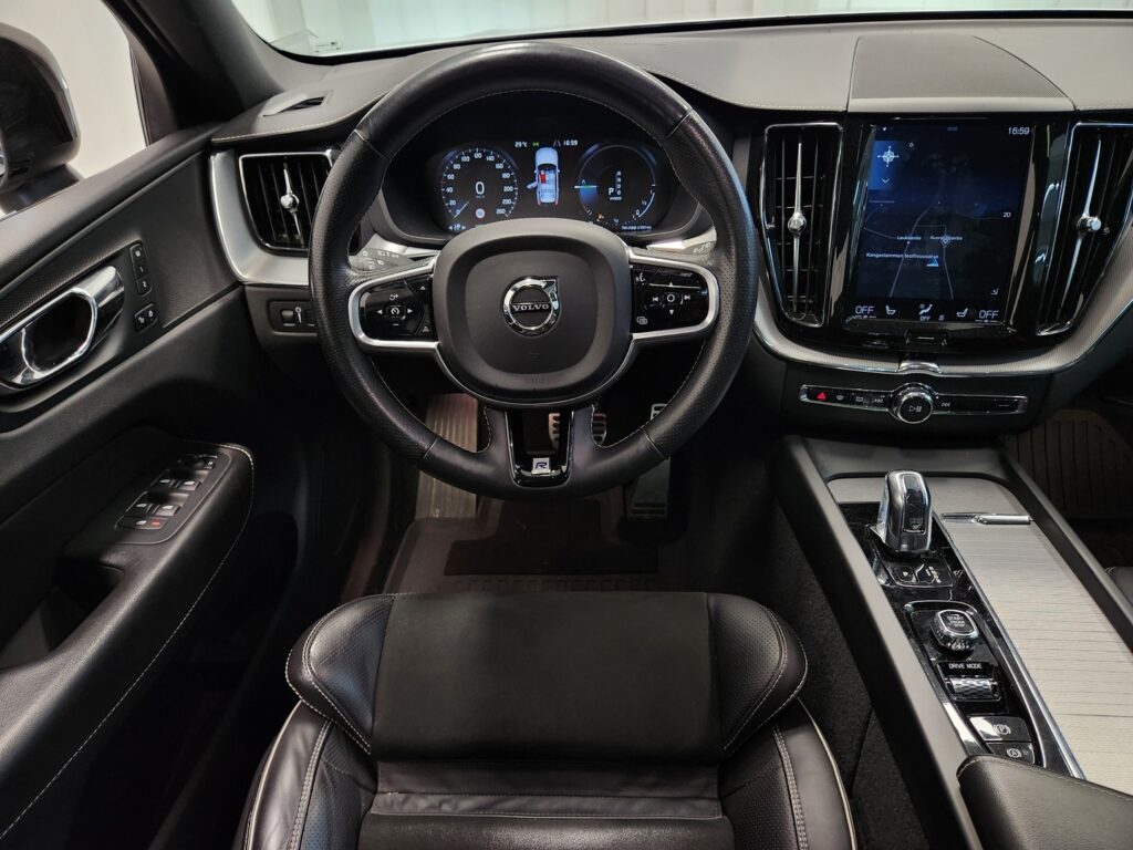 VOLVO XC60, image 9