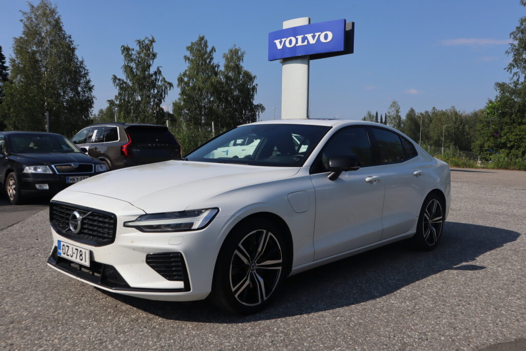 Volvo S60, image 1