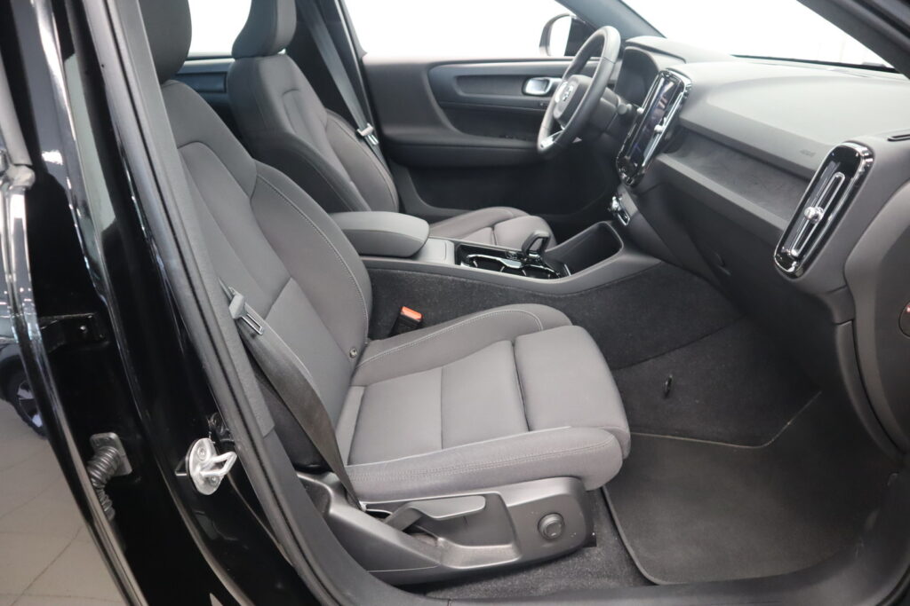 Volvo C40, image 10