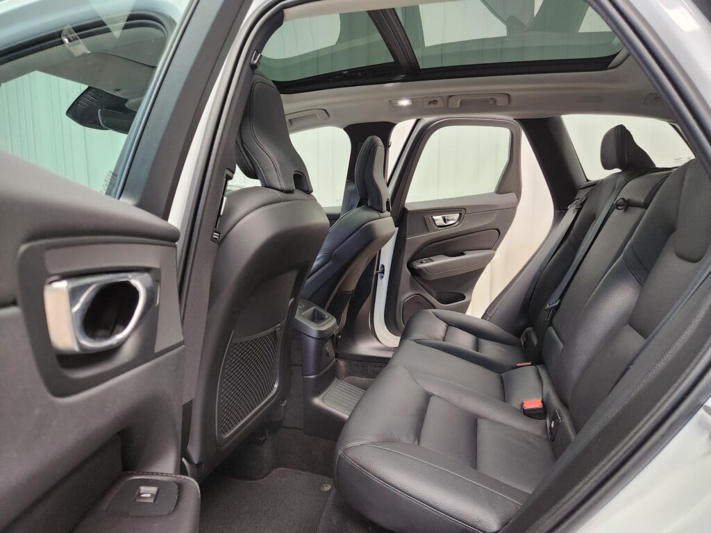 Volvo XC60, image 7