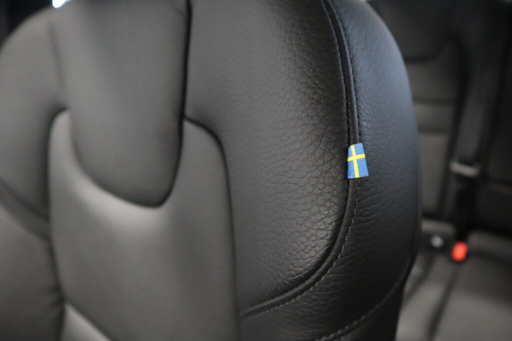 Volvo S60, image 17
