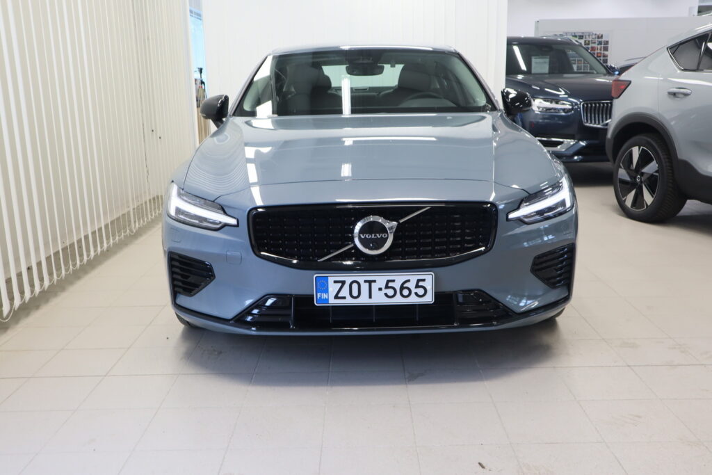Volvo S60, image 2