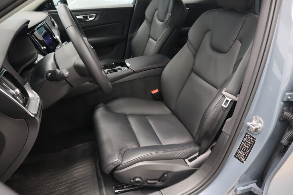 Volvo S60, image 8