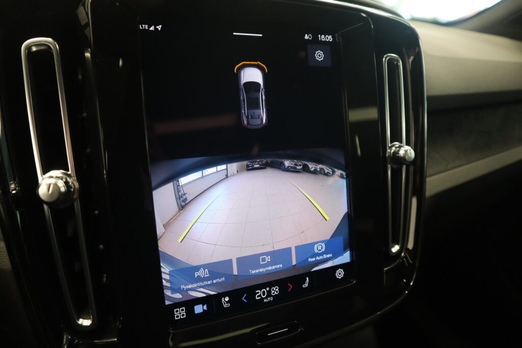 Volvo C40, image 15