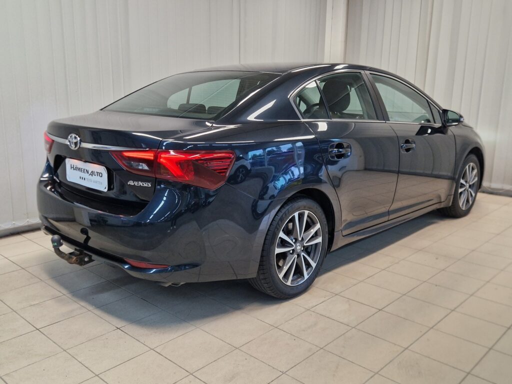 Toyota Avensis, image 2