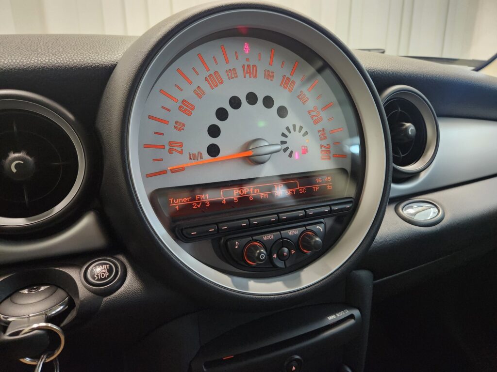 MINI Cooper, image 8