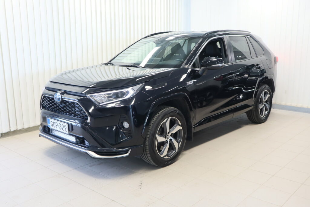 Toyota RAV4 Plug-in, image 1