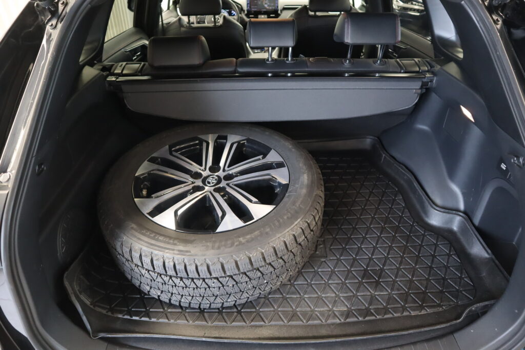 Toyota RAV4 Plug-in, image 23