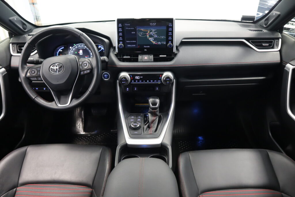 Toyota RAV4 Plug-in, image 7