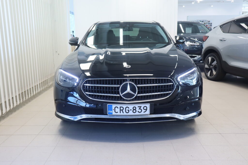 Mercedes-Benz E, image 2