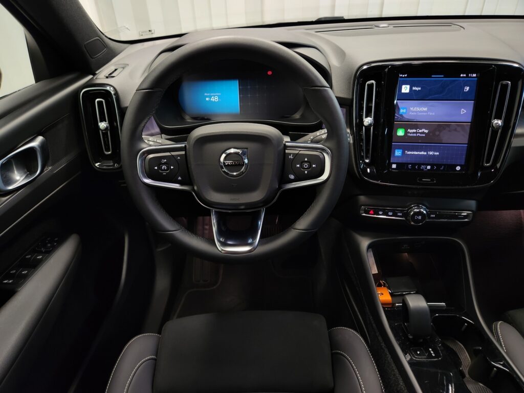Volvo XC40, image 11