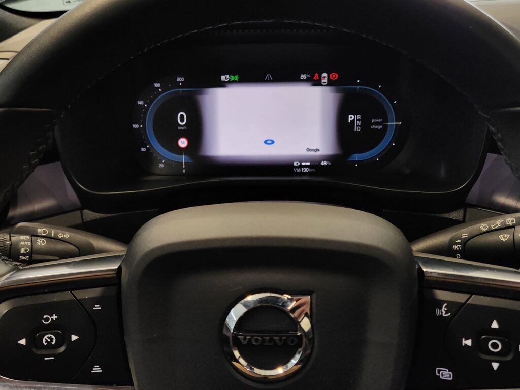 Volvo XC40, image 12
