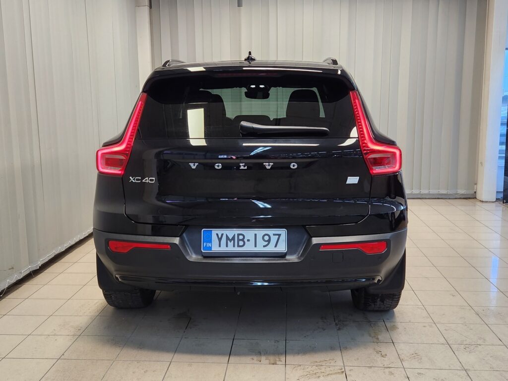 Volvo XC40, image 4