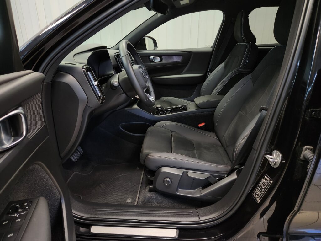 Volvo XC40, image 6