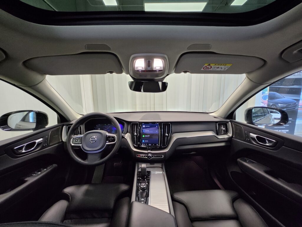 Volvo XC60, image 10