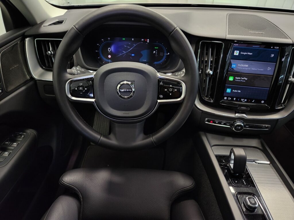 Volvo XC60, image 11