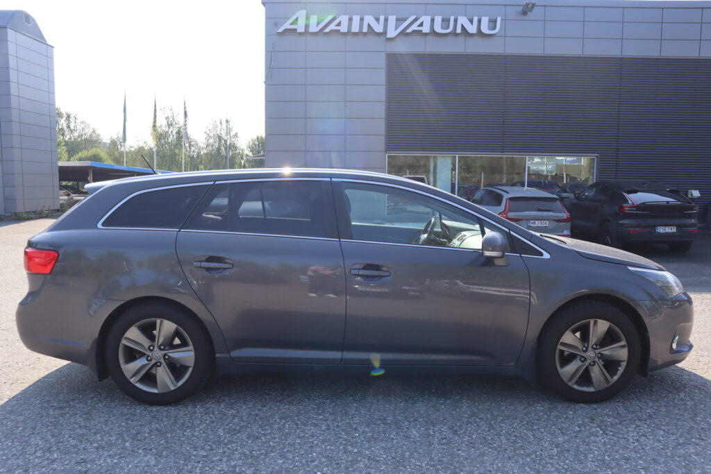 Toyota Avensis, image 4