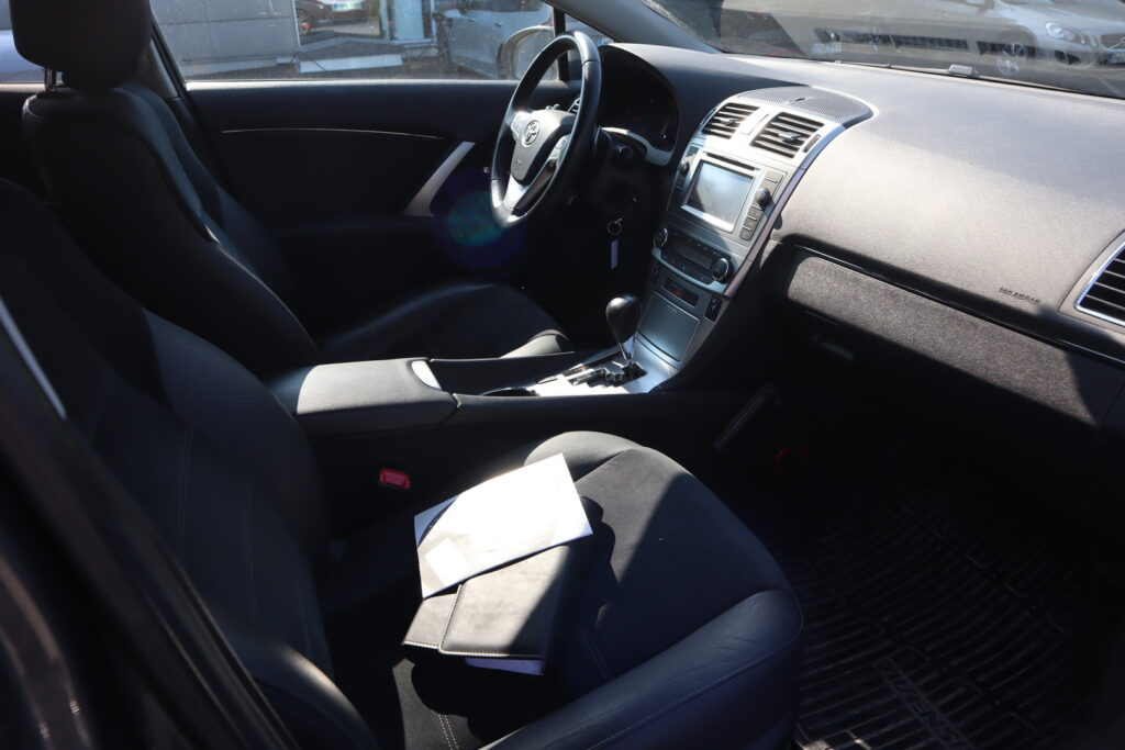 Toyota Avensis, image 5