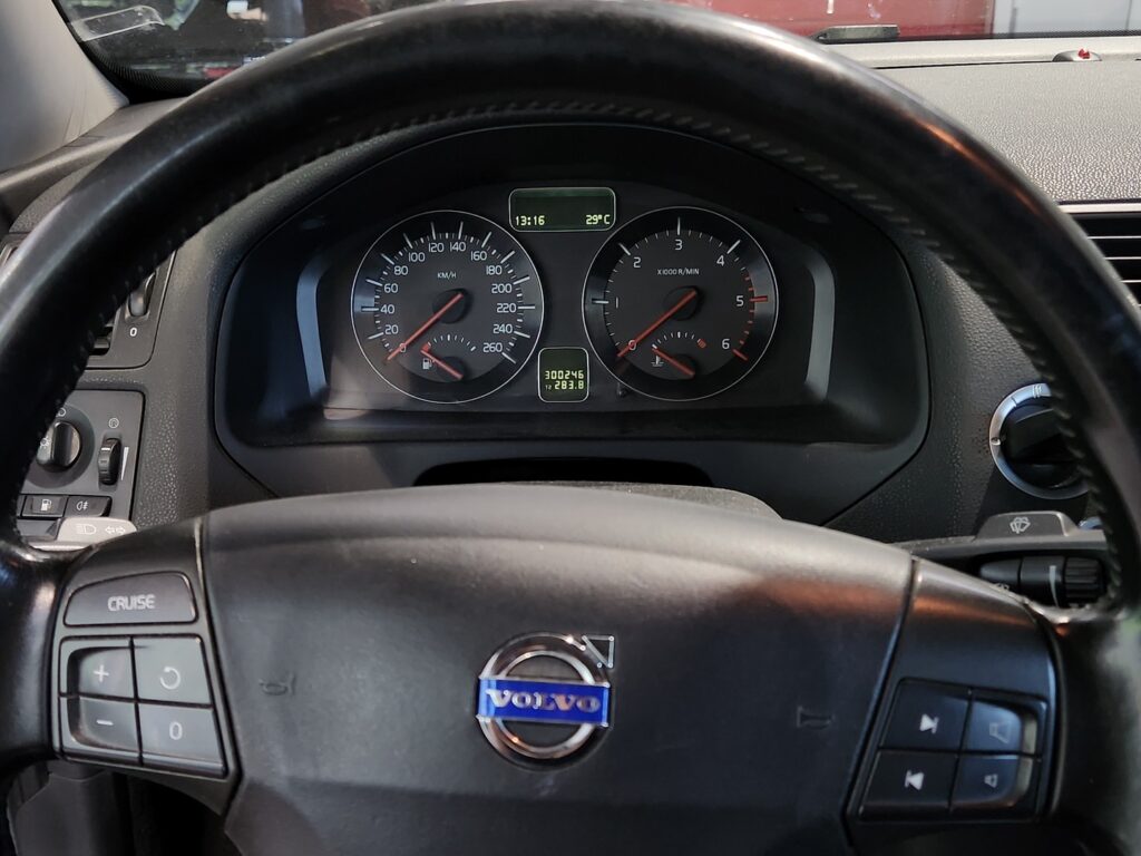 Volvo C70, image 12