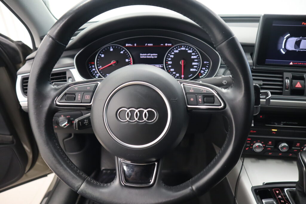 Audi A6, image 11