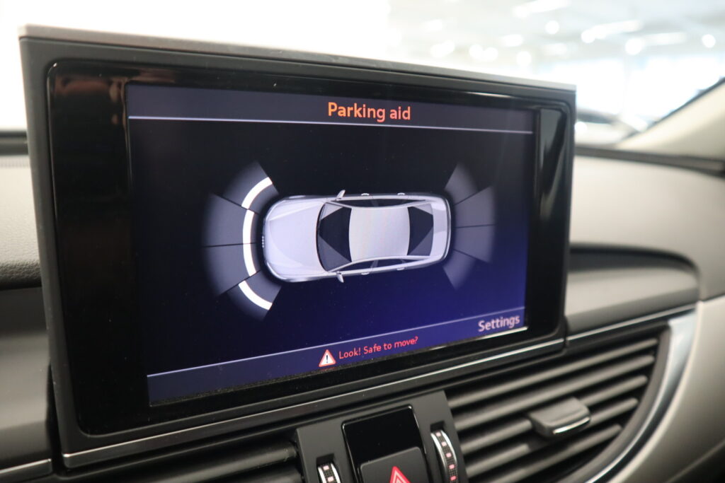 Audi A6, image 12
