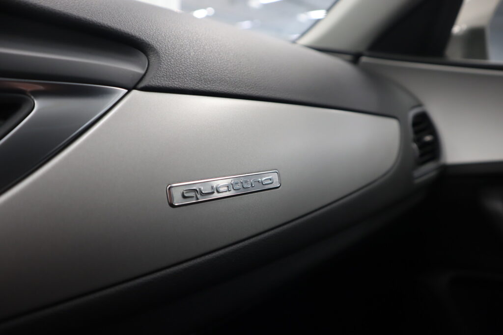 Audi A6, image 17