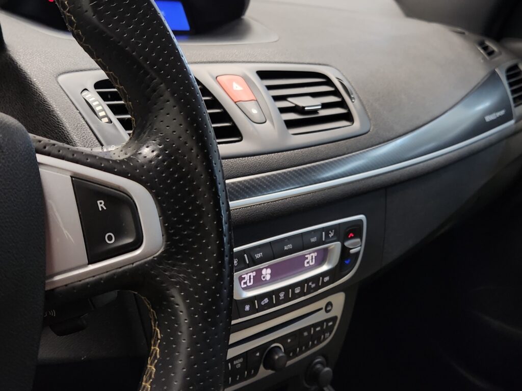 Renault Megane, image 12