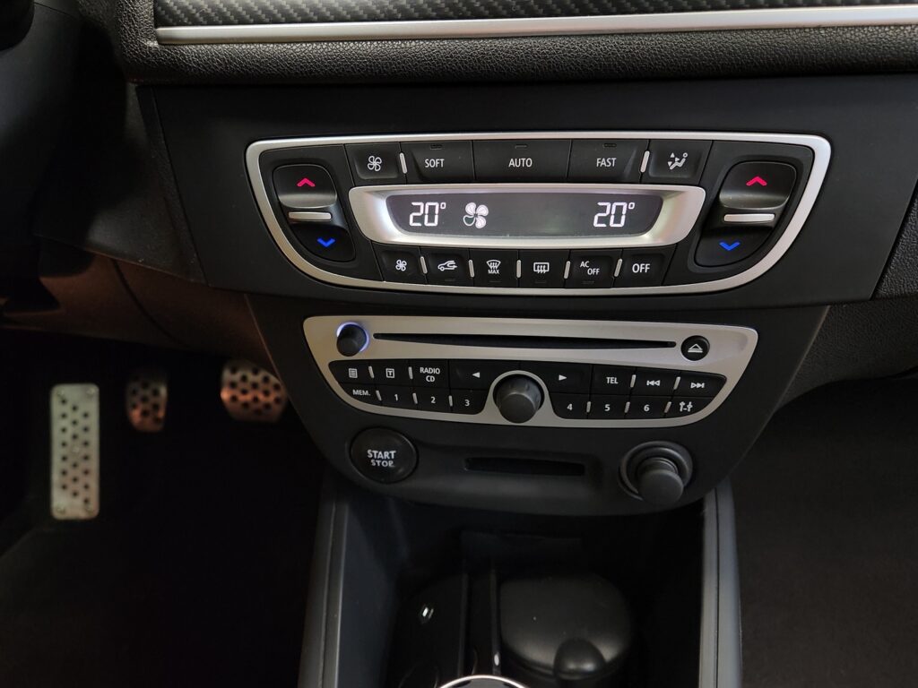 Renault Megane, image 16