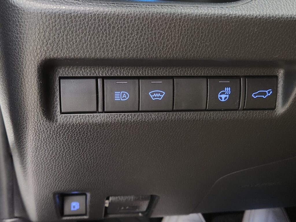 Toyota RAV4 Plug-in, image 17