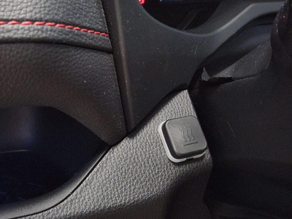 Toyota RAV4 Plug-in, image 18