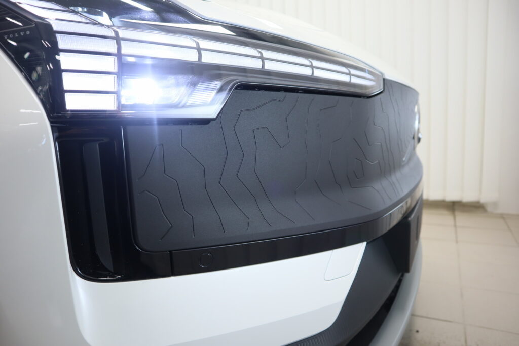 Volvo EX30 Cross Country, image 20
