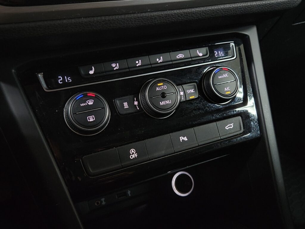 Volkswagen Touran, image 18