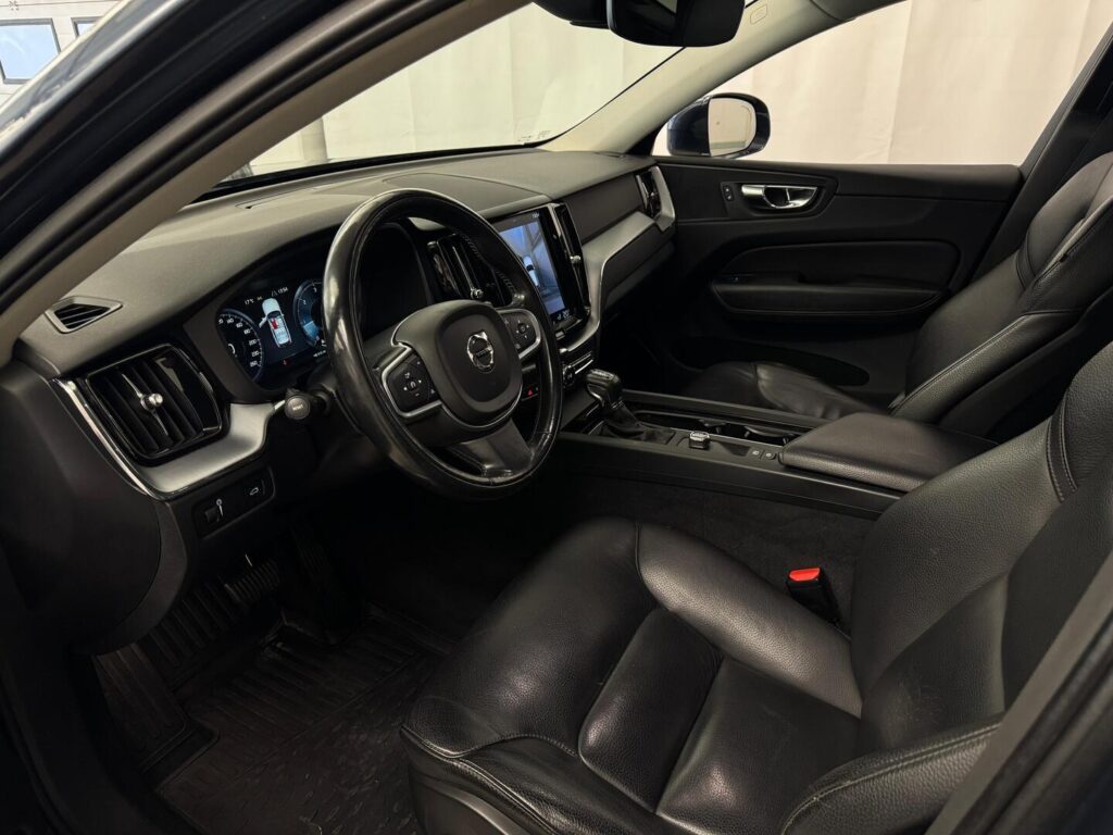 Volvo XC60, image 3