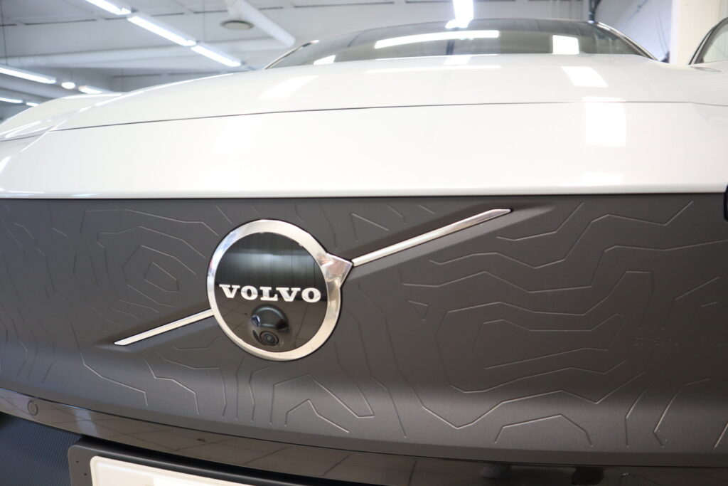 Volvo EX30 Cross Country, image 14