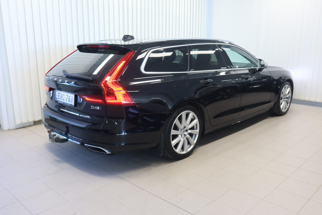 Volvo V90, image 4