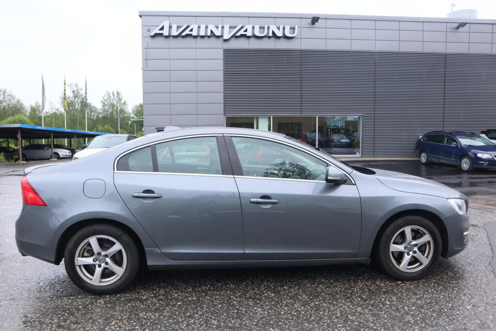 Volvo S60, image 4