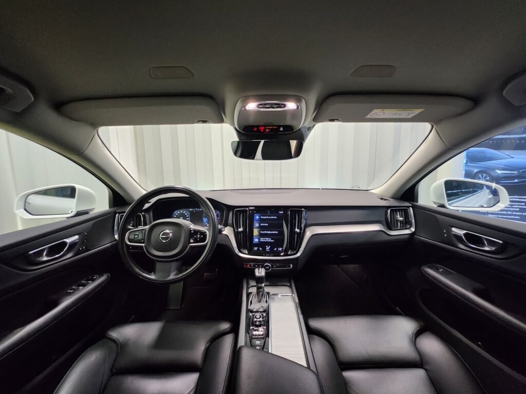 Volvo V60, image 10