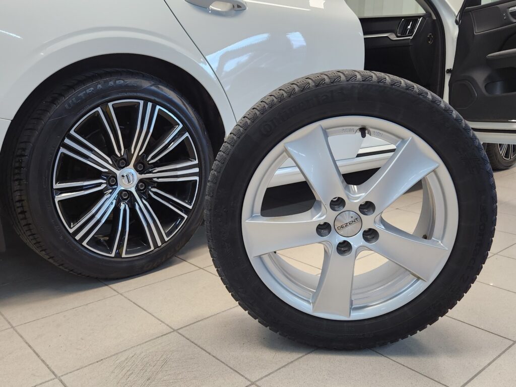 Volvo V60, image 19