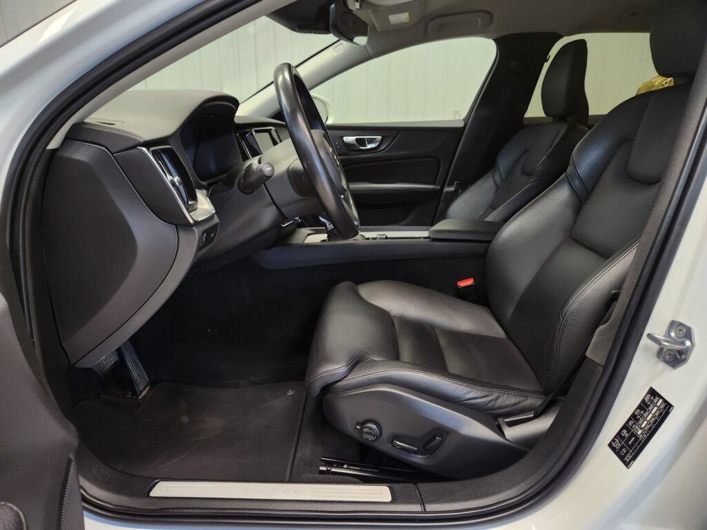 Volvo V60, image 6