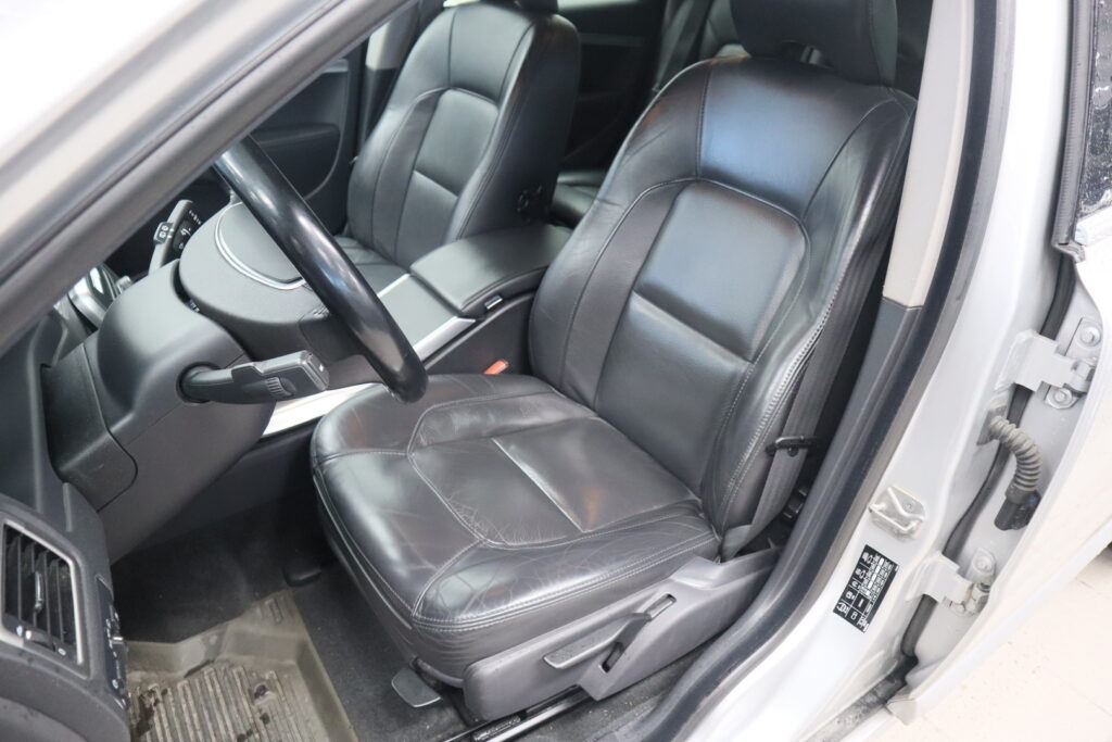 Volvo V70, image 6