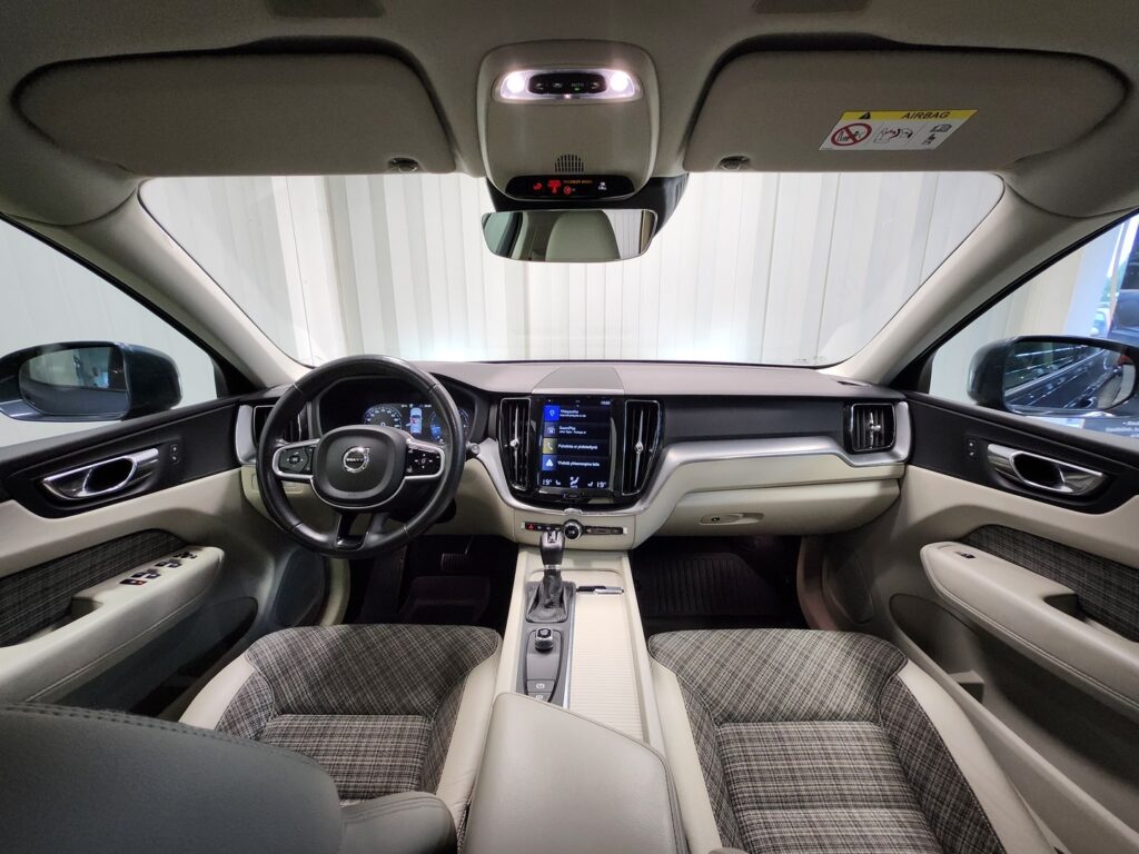 Volvo XC60, image 10