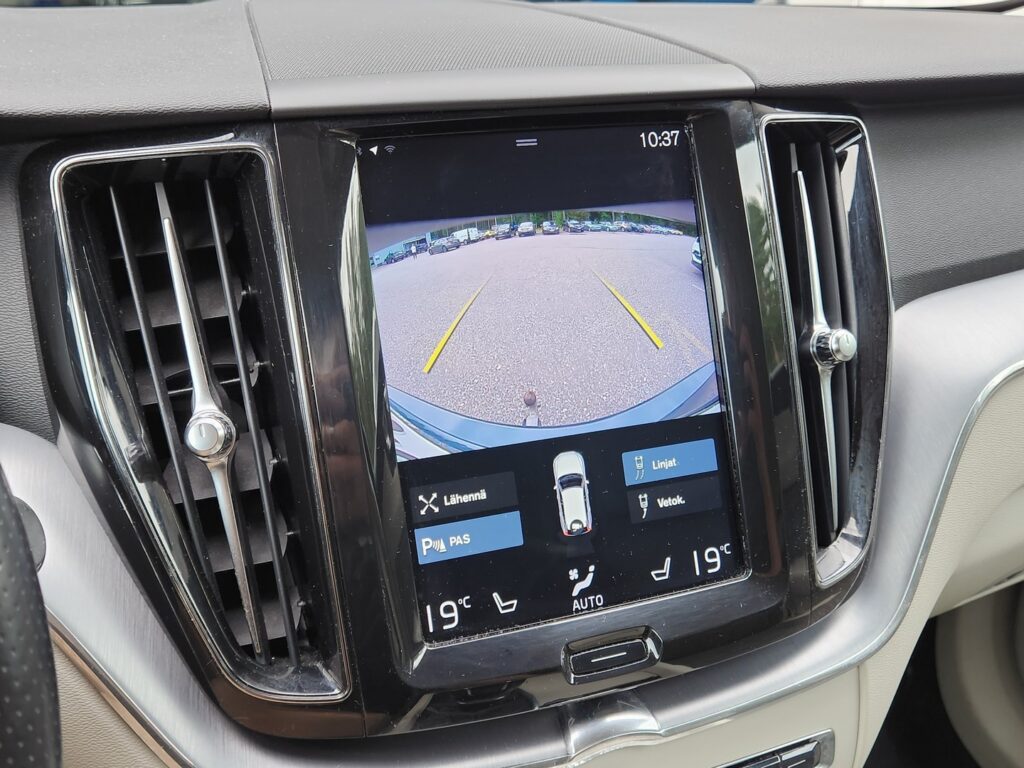 Volvo XC60, image 13