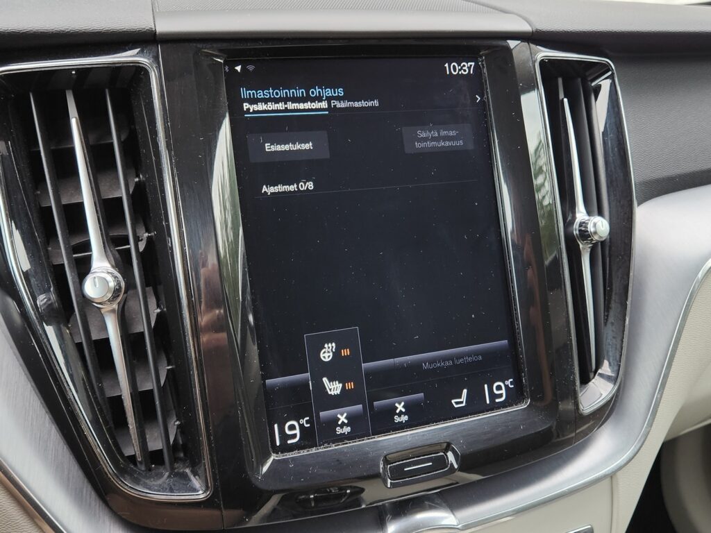 Volvo XC60, image 14
