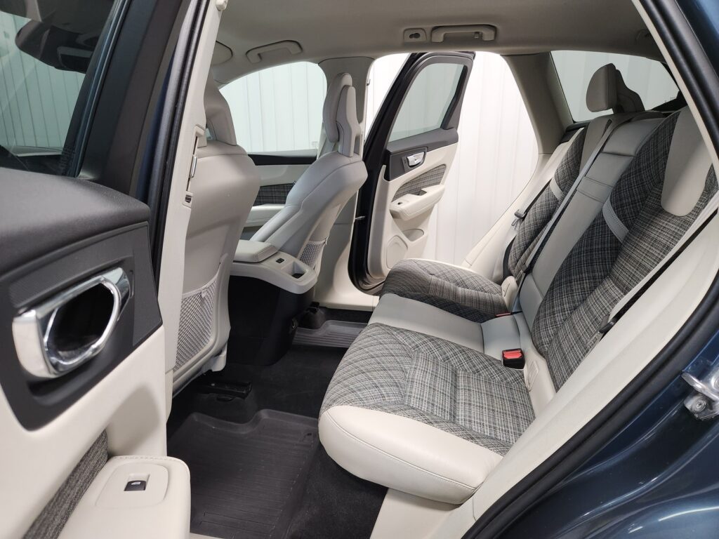 Volvo XC60, image 7